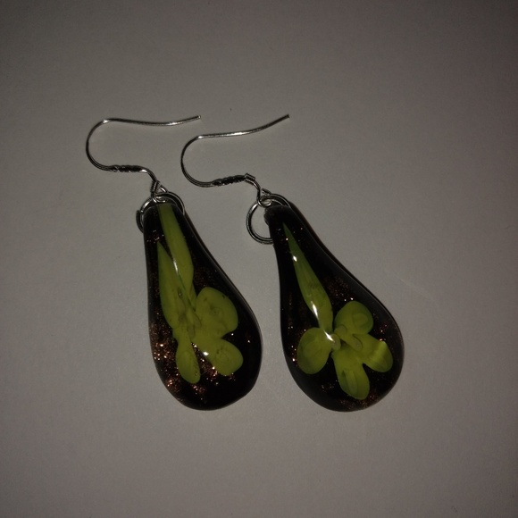 Blown Glass with Sterling Earrings Hooks - Picture 3 of 8
